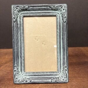 Ornate Distressed Photo Frame - Classic Home Accent